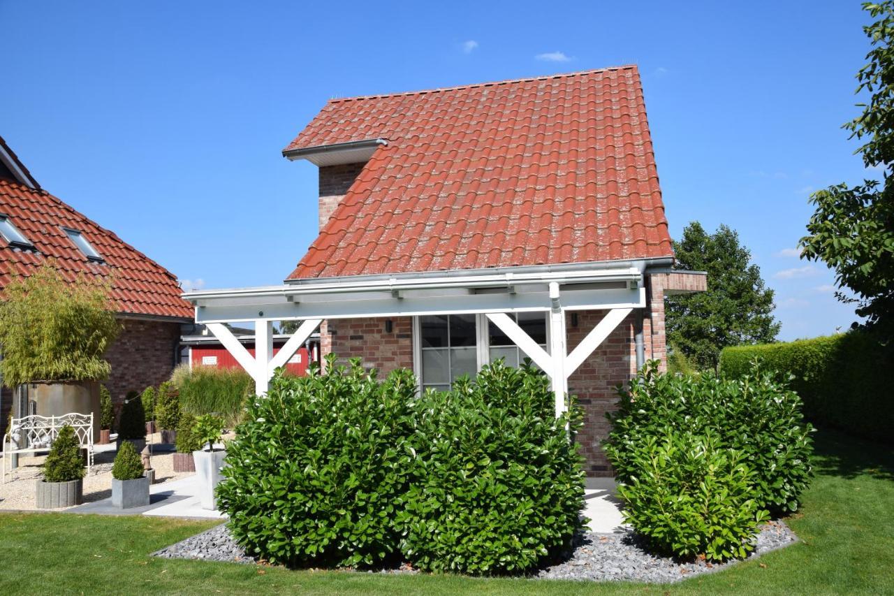 Wellness Appartements Ostfriesland Ihlowerfehn Eksteriør billede
