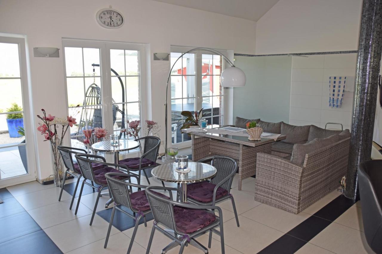 Wellness Appartements Ostfriesland Ihlowerfehn Eksteriør billede